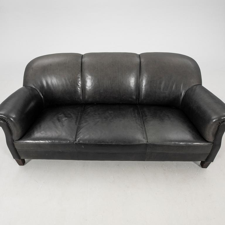 Sofa circa 1900.