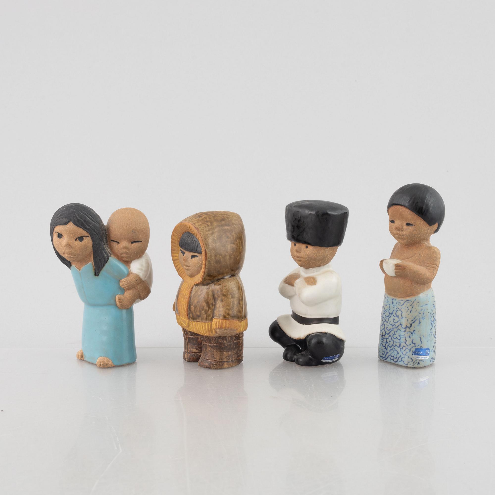 Lisa Larson, figuriner, 8 st, stengods, Gustavsberg, ur serien "All världens barn".