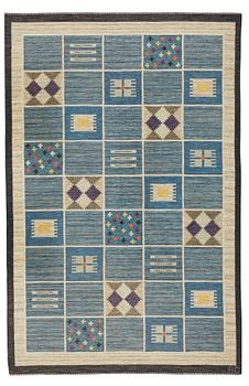 209. Rakel Carlander, A rug, flat weave, ca 306,5-307,5 x 199-200 cm, signed RC, around 1950.