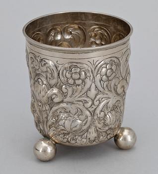 BÄGARE, silver, barockstil, trol Tyskland, 1900-talets början. Vikt ca 261 gram.