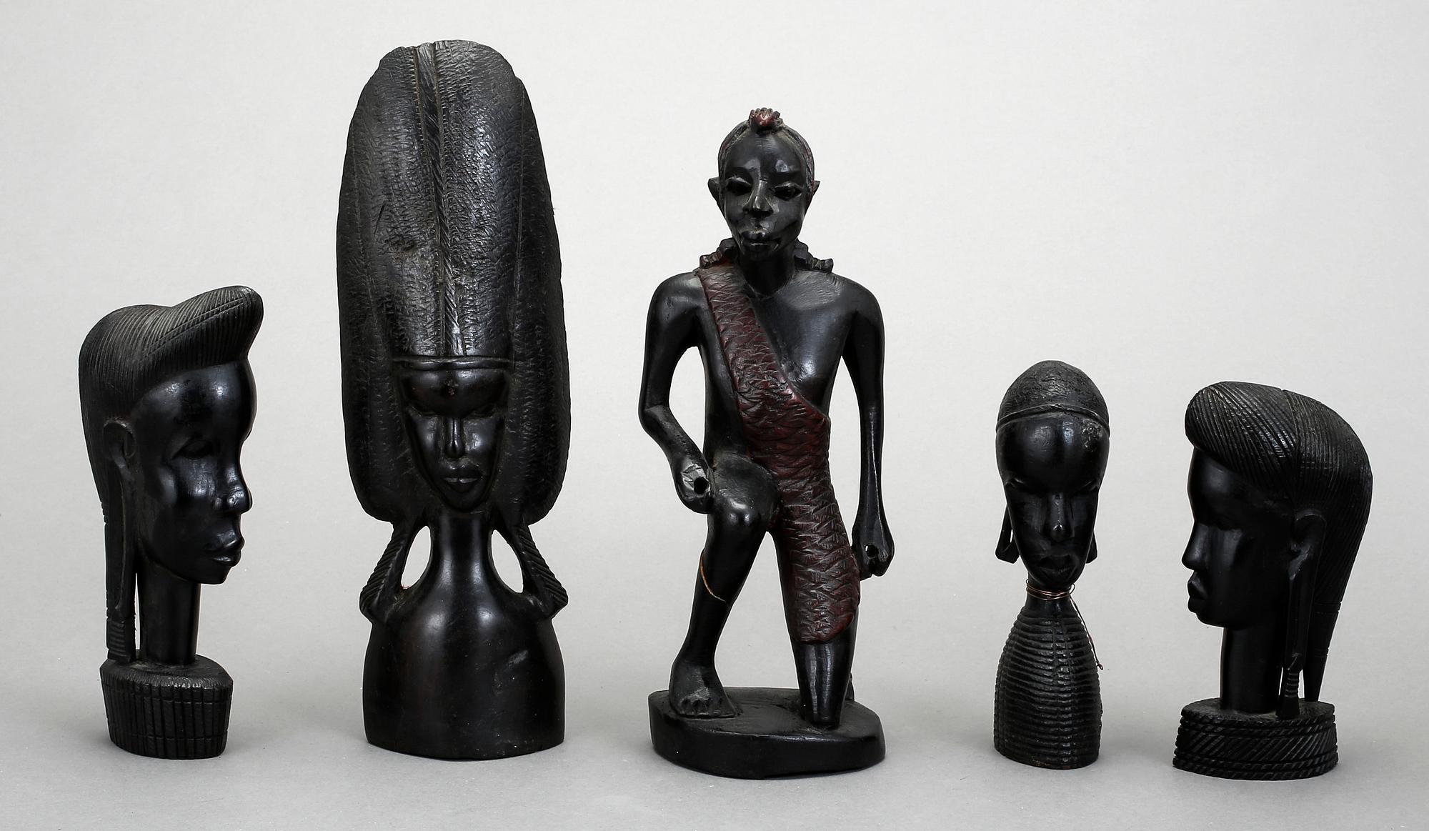 SKULPTURER, 15 st, Afrika, 1900-talets andra hälft.