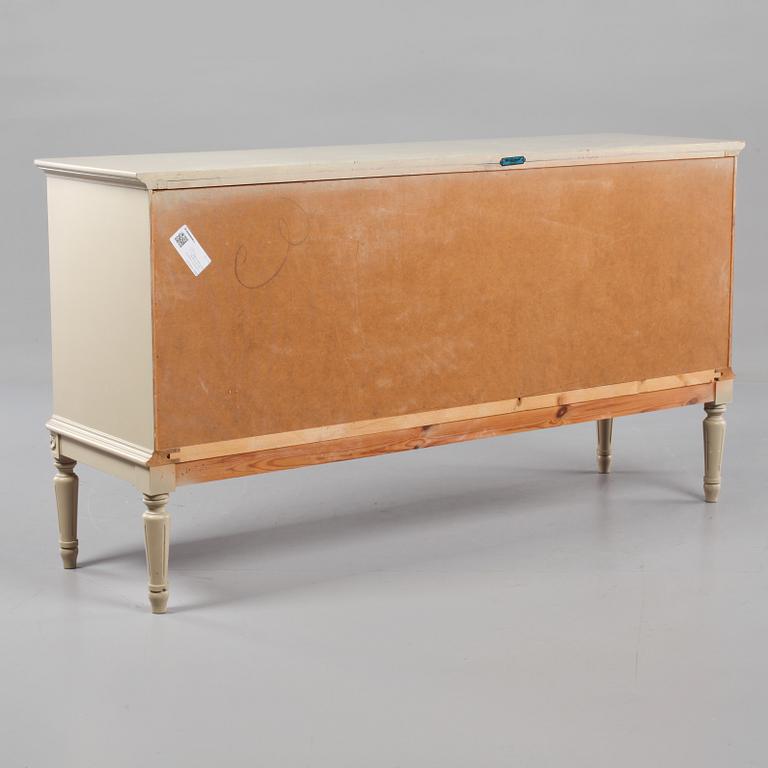 SIDEBOARD, gustaviansk stil, Ferdinand Lundqvist, omkring 1900-talets mitt.