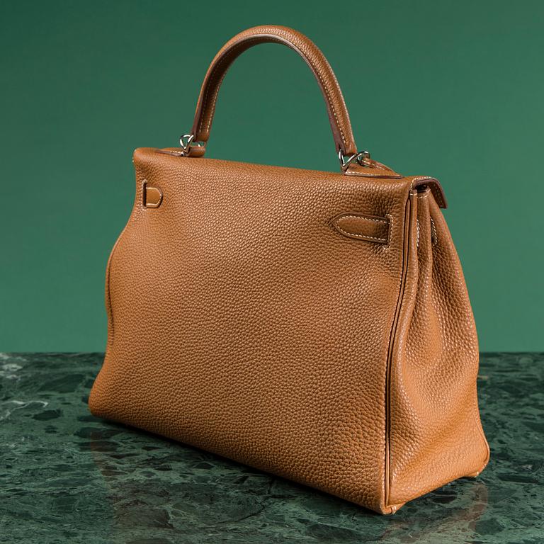 a BAG, "Kelly 32", by HERMÈS, 2014.