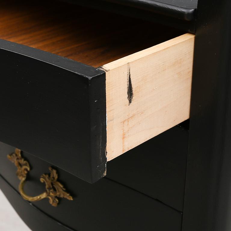 SÄNGBORD, 1 par, 1900-talets andra hälft.