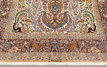 Matta, Figural Isfahan, part silk, Signerad, ca 327 x 208 cm.