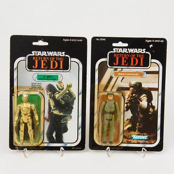 A lot of five vintage Star Wars action figures in Return of the Jedi packaging Kenner 1980s.