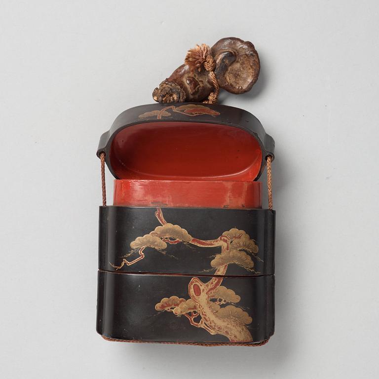 A large Japanese lacquer Inro, Meiji period (1868-1912).