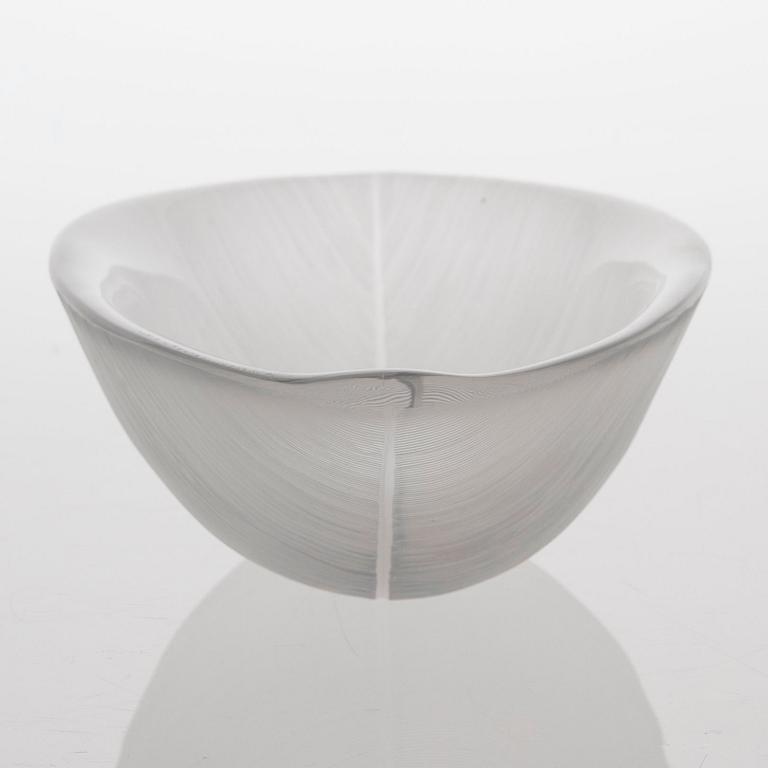 Tapio Wirkkala, A BOWL.