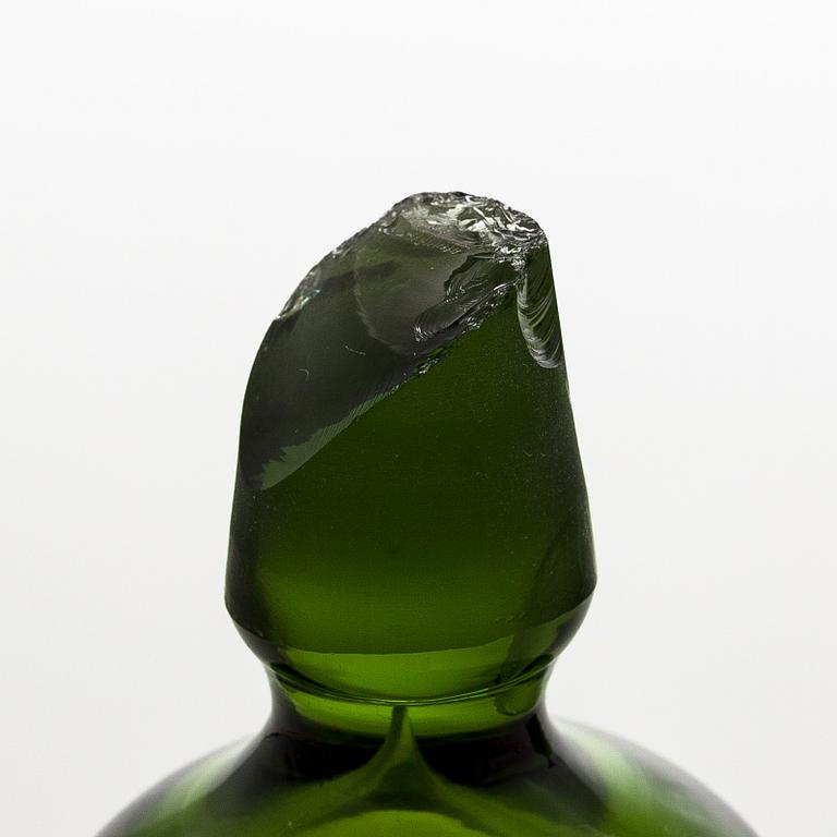 Nanny Still, A 15-piece "Flindari" glassware set, Riihimäen lasi 1964-1968.