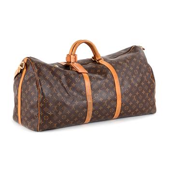 233. LOUIS VUITTON, a monogram canvas weekendbag "Keepall Bandouliere 60".