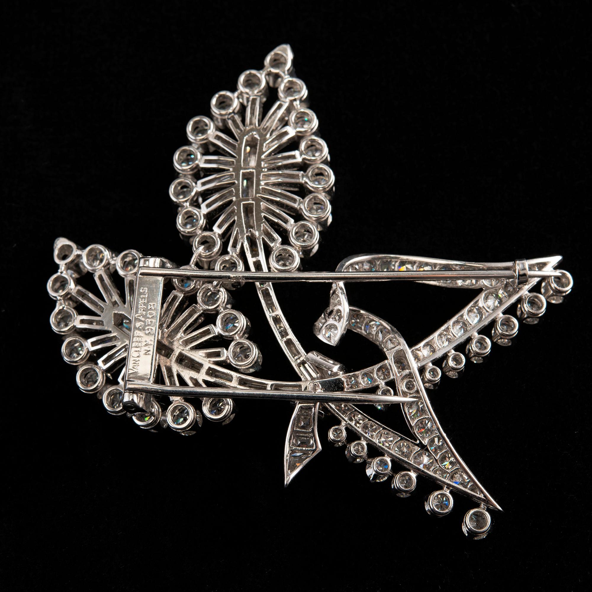 A BROOCH, Van Cleef & Arpels. 146 brilliant and baguette cut diamonds c. 13.50 ct ~ G-H/vs.