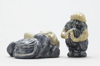 FIGURINER, stengods, 2 st. Åke Holm, signerade.