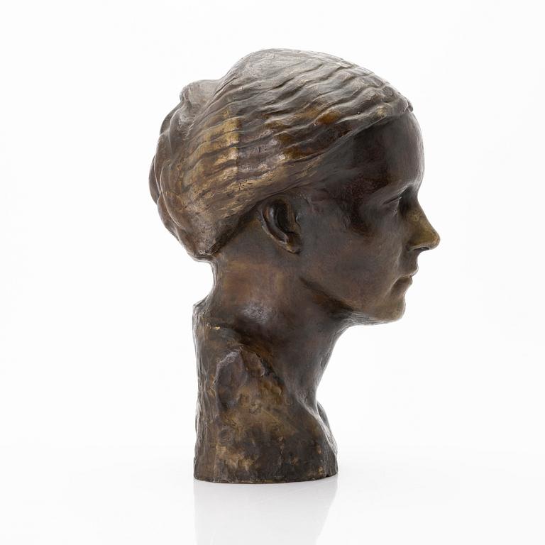 Ragnhild Schlyter, Bust.