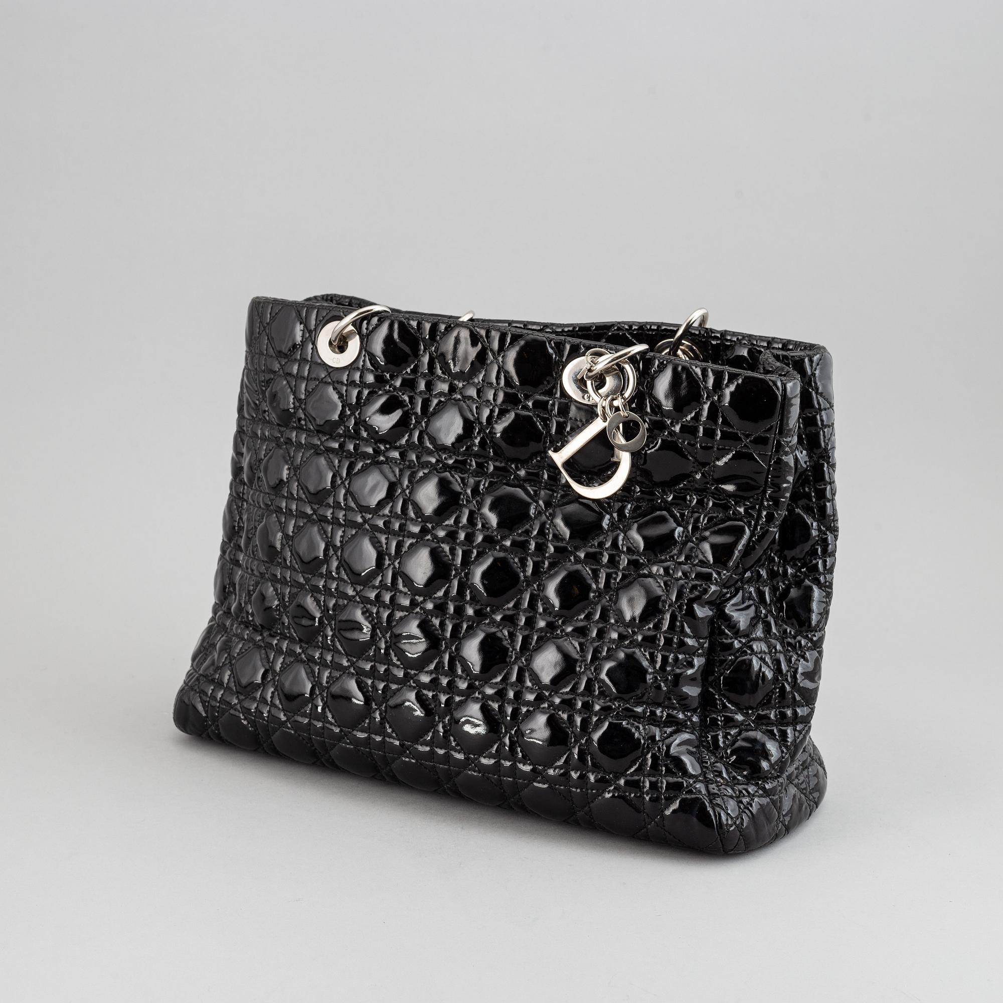 CHRISTIAN DIOR, a 'Lady Dior shopping bag'.