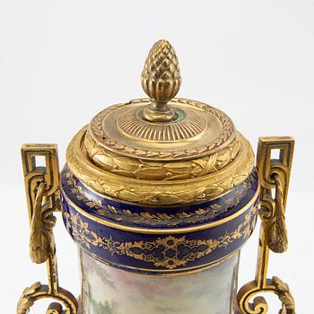 Decorative urn Louis XVI style late 19th century.