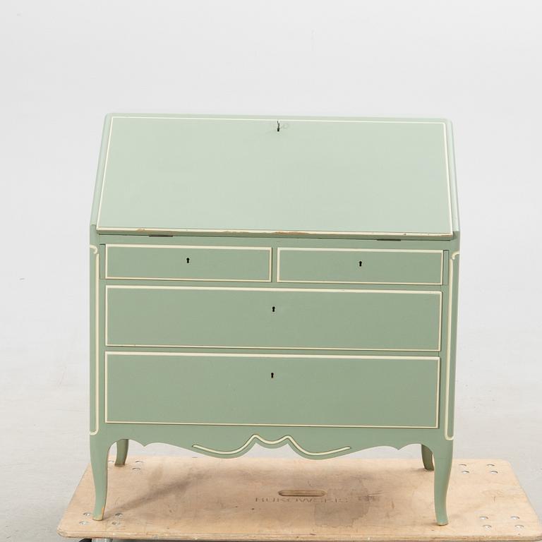 Axel Einar Hjorth, Secretary "Traddis" Nordiska Kompaniet (NK) 1931/32.