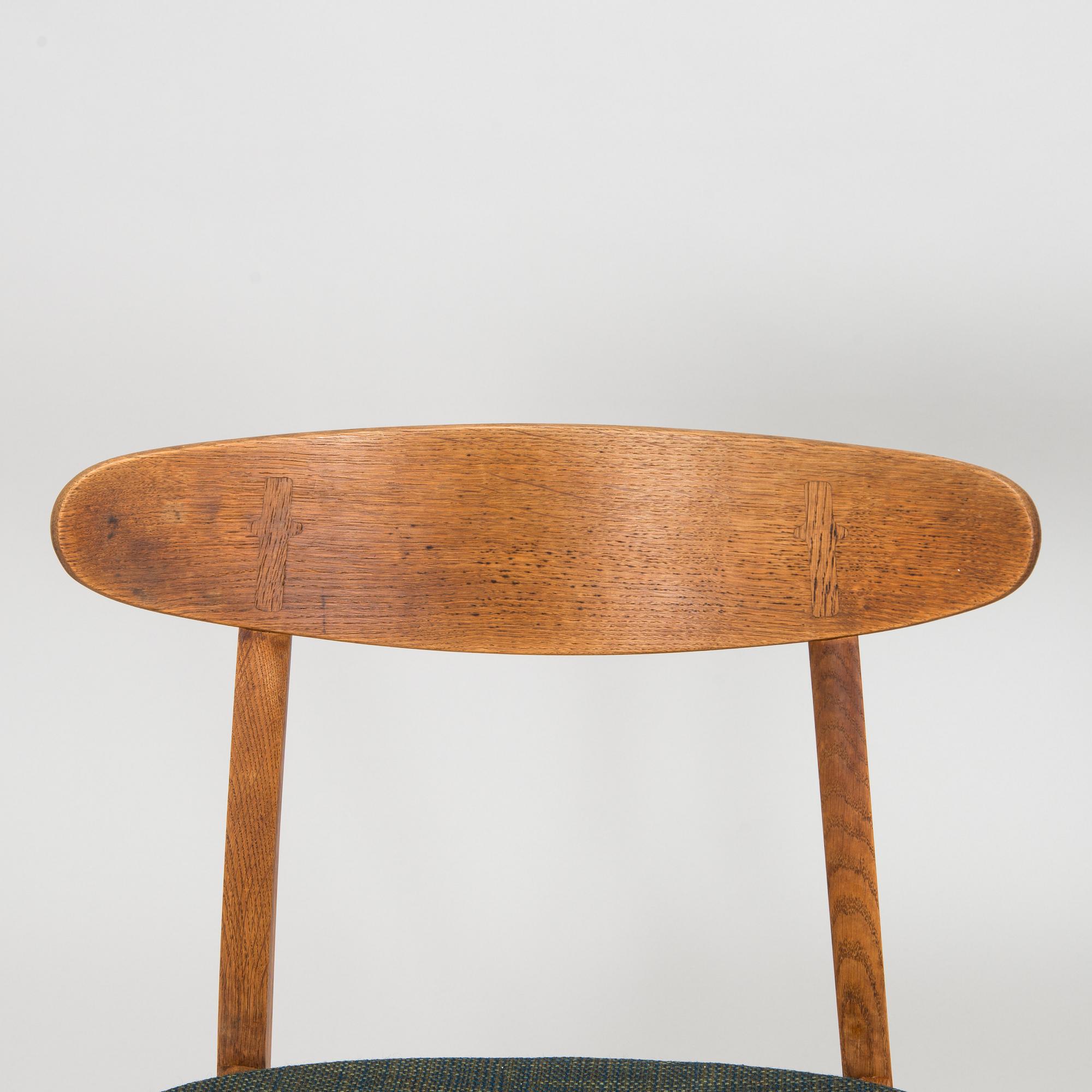 Hans J. Wegner, stolar, ett par, "CH-30", Carl Hansen & Søn, Danmark, 1950-60-tal.