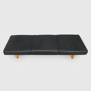 Alvar Aalto, a 1960s bench.