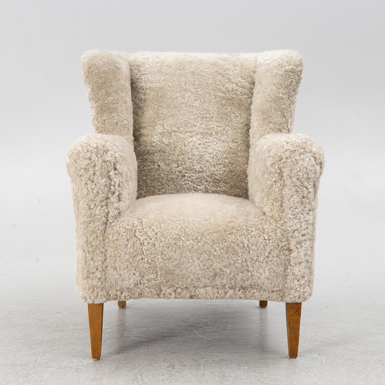A Swedish Modern armchair, mid 20th century.