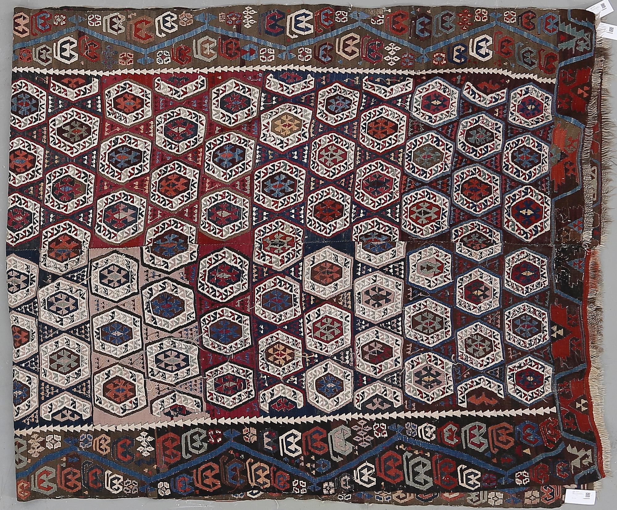 MATTA, Kelim anatolisk, semiantik. Ca 370x160 cm.