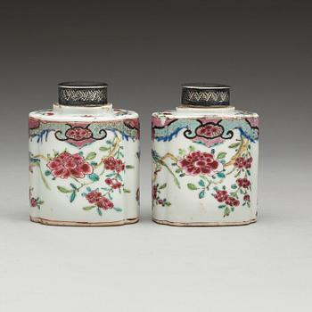 A pair of famille rose tea caddys, Qing dynasty, Qianlong (1736-95).