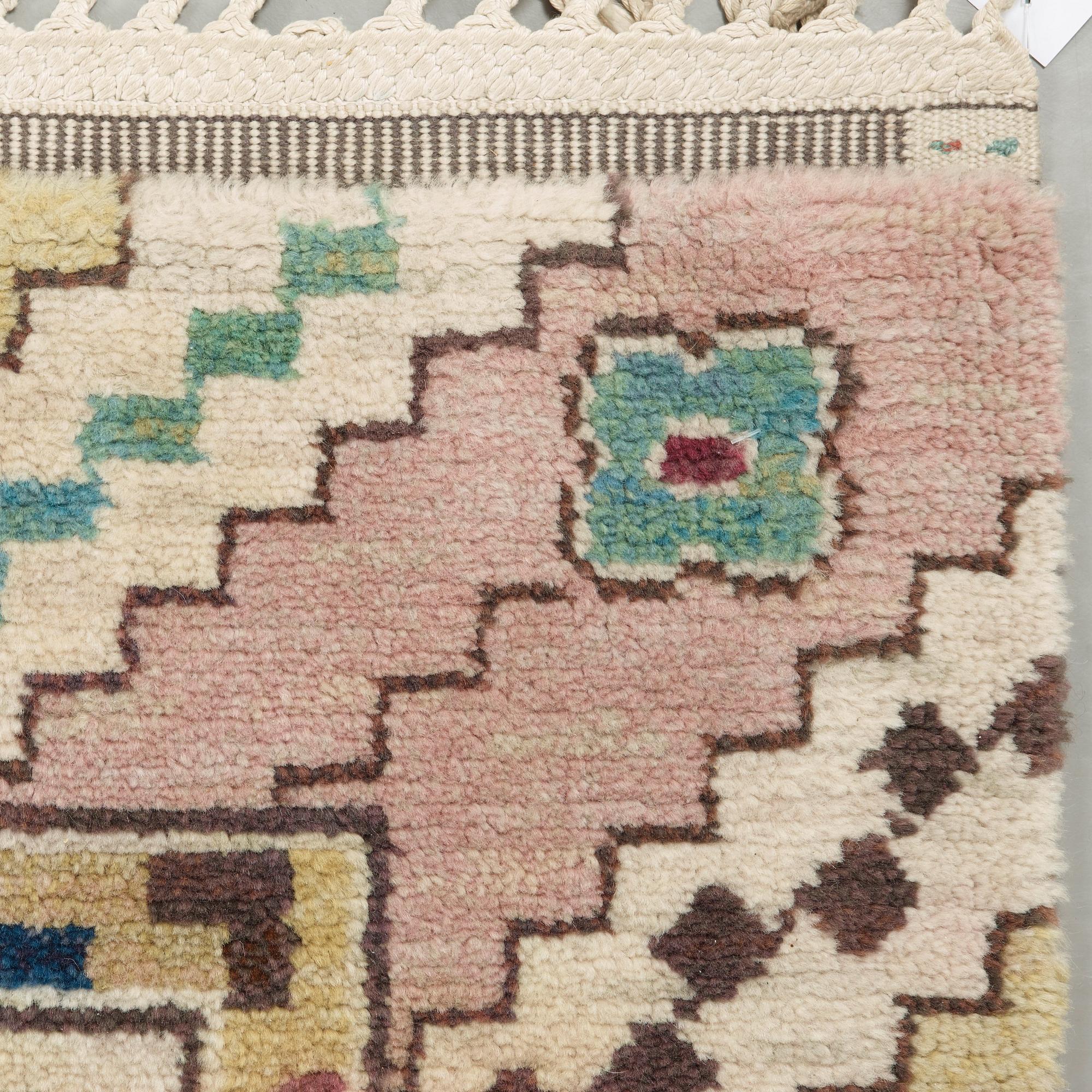 Märta Måås-Fjetterström, MATTA. "Almarna". Flossa. 308 x 203,5 cm. Signerad AB MMF.