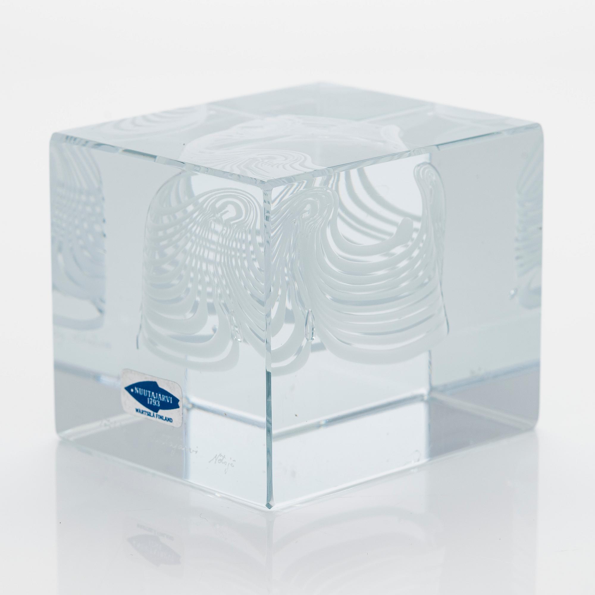 Oiva Toikka, specialkub, "Sally Albatross", signerad Oiva Toikka Nuutajärvi Notsjö.