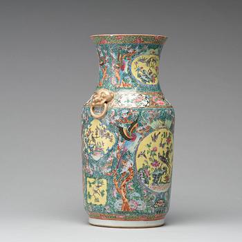 A Canton famille rose vase, Qing dynasty, 19th Century.