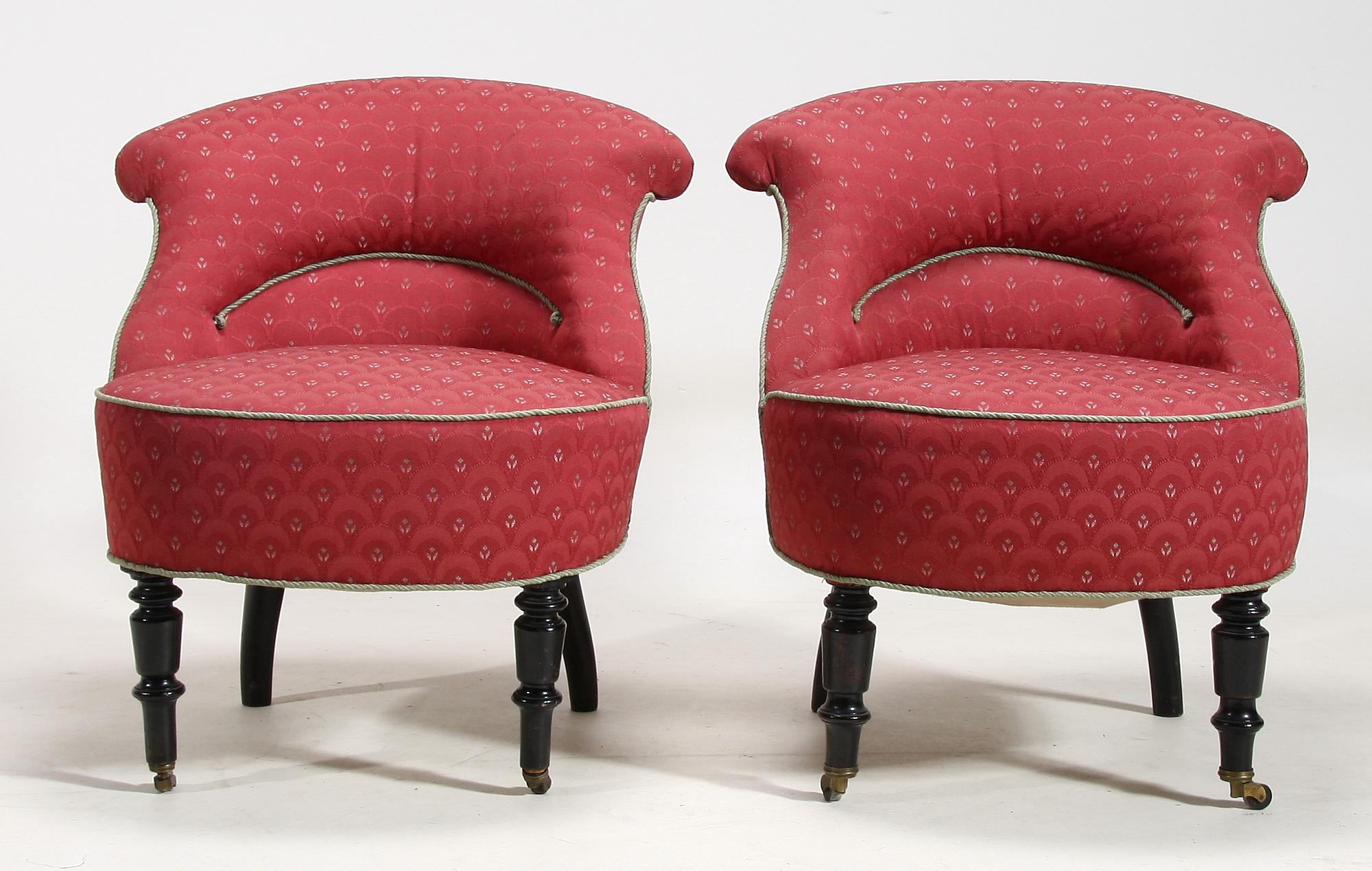 FÅTÖLJER, ett par, sent 1800-tal.