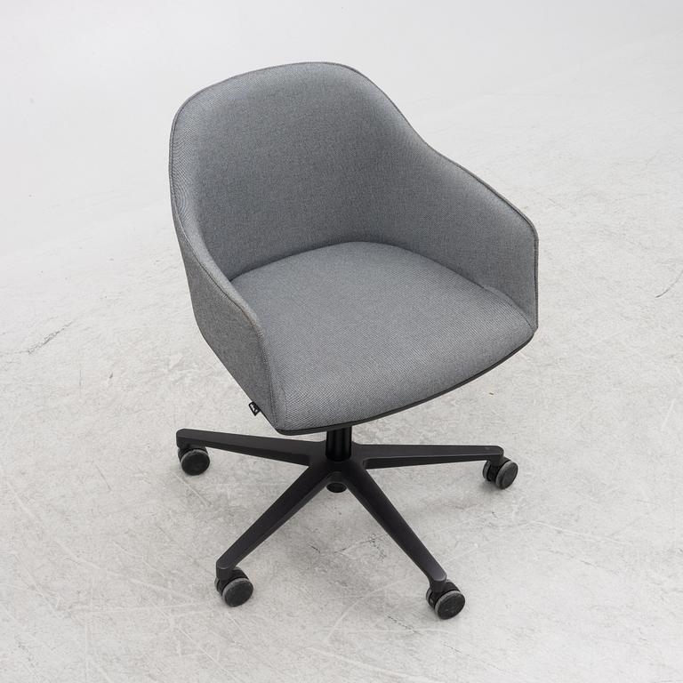 Ronan & Erwan Bouroullec, a 'Softshell Chair' desk chair, Vitra, 2015.