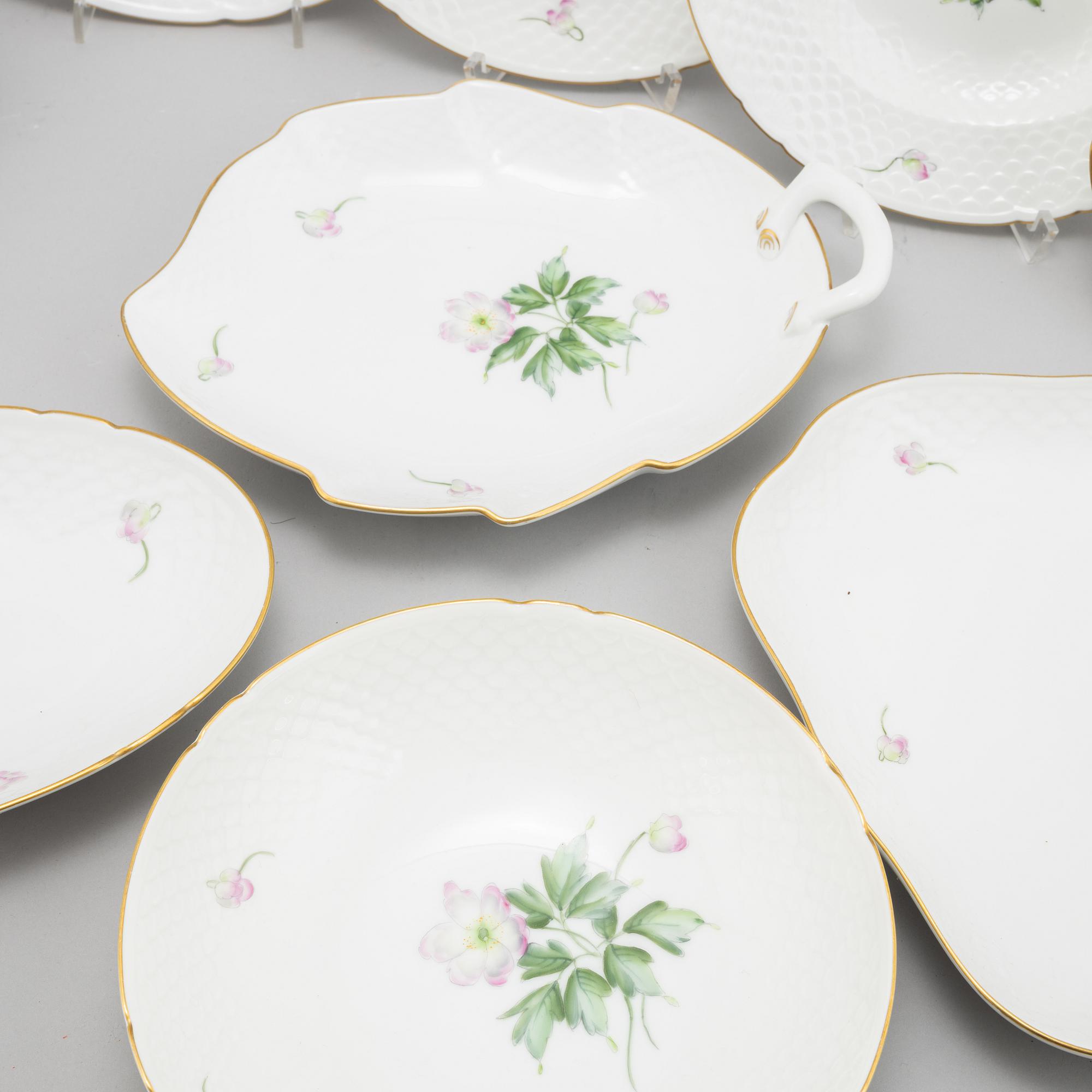 A 57 piece dining service, 'Äppelblom', Bing & Grøndahl.