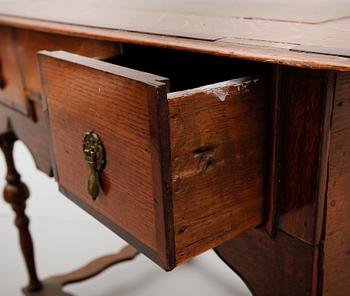 BORD, England, 1700-talets andra hälft.