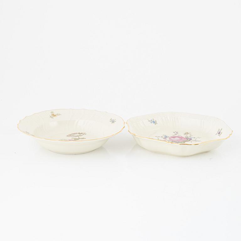 A 49-piece porcelain dinner service, "Frijsenborg", Royal Copenhagen, Denmark.