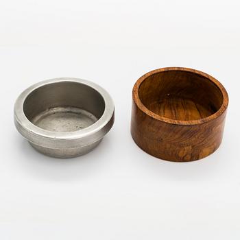 Bertel Gardberg, a bowl for Hopeatehdas oy, Helsinki/ Finnmade Gardberg, Norrmark handicraft.