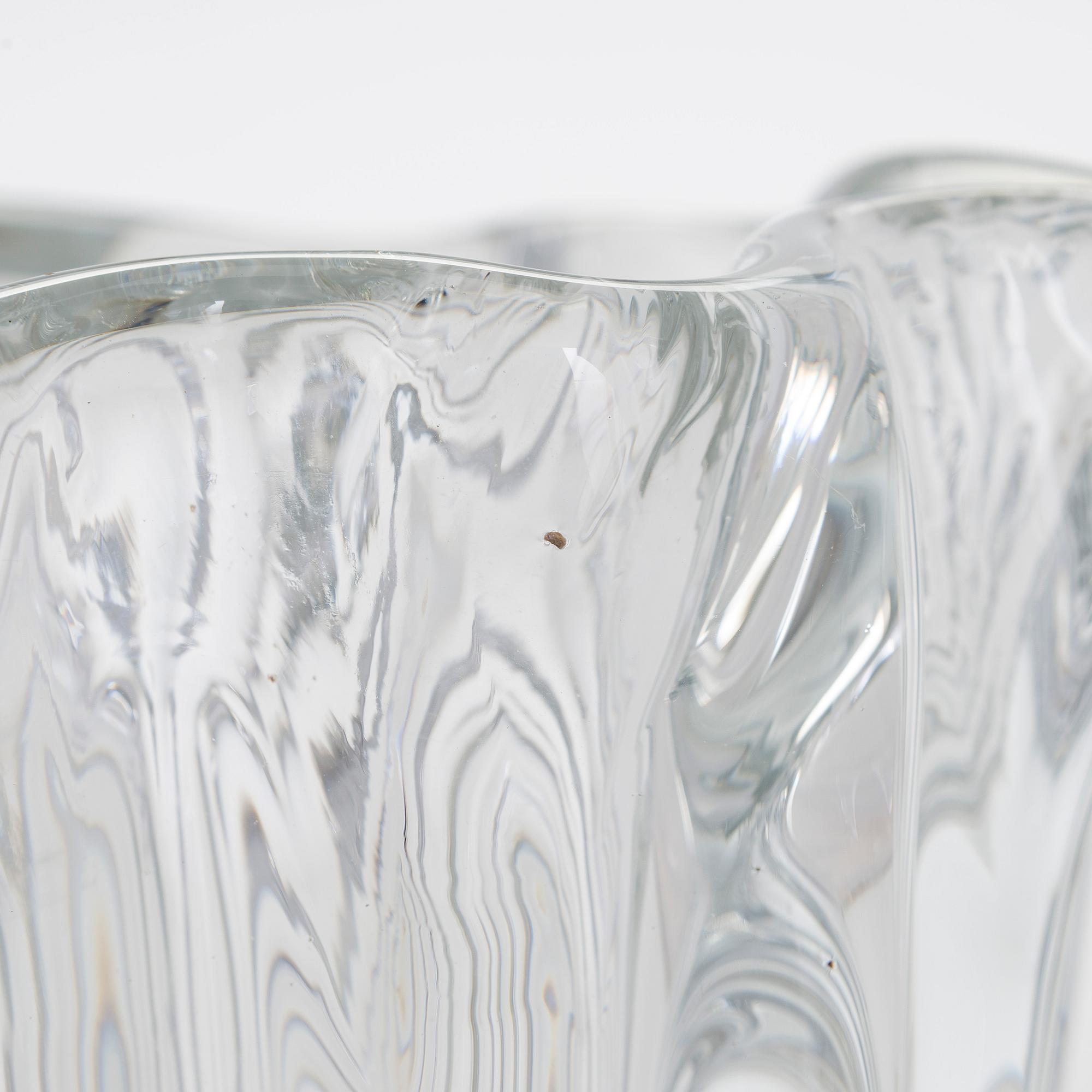 Tapio Wirkkala, vas, "Kalvolan kanto", signerad Tapio Wirkkla Iittala.