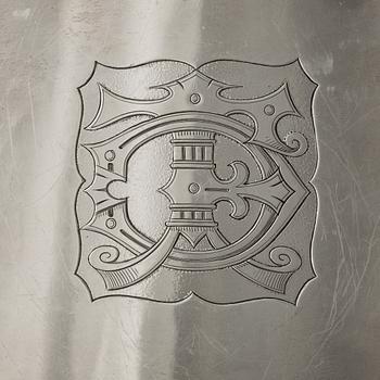 A French 20th century silver 950/1000 service, marked EC, Paris.