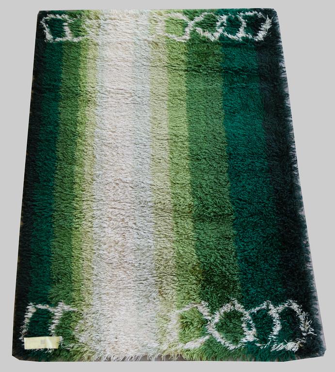 MATTA, Astrid Sampe, "Roxen", Östergyllen, 137 x 200 cm.