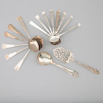 BESTICK, 16 delar, silver, olika modeller, 1900-tal. Vikt ca 292 gram.