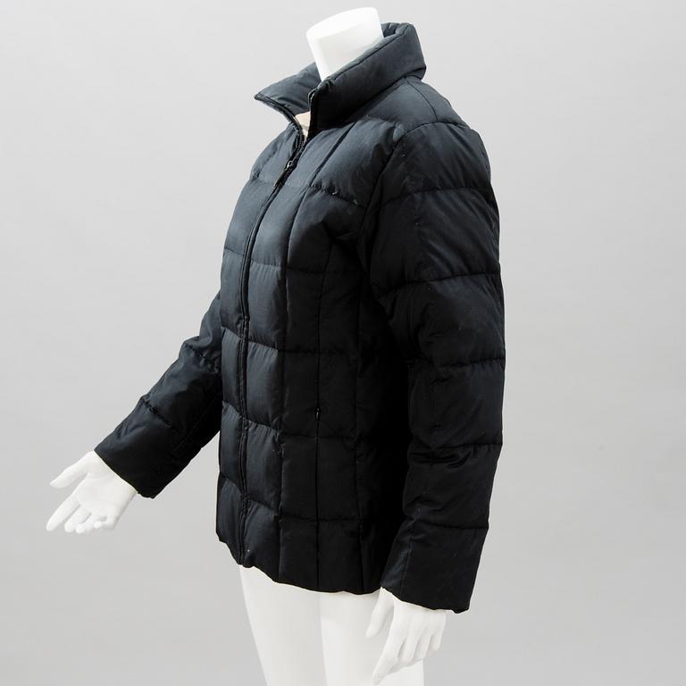 BURBERRY Quilted Coat in size 42.