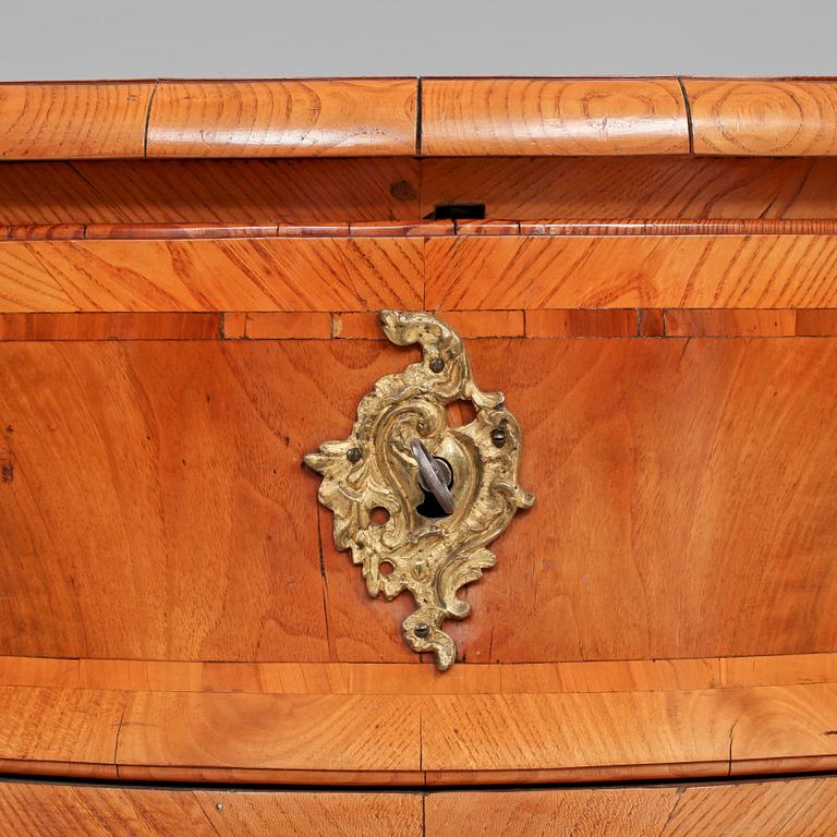 BYRÅ, rokoko, 1700-talets andra hälft.