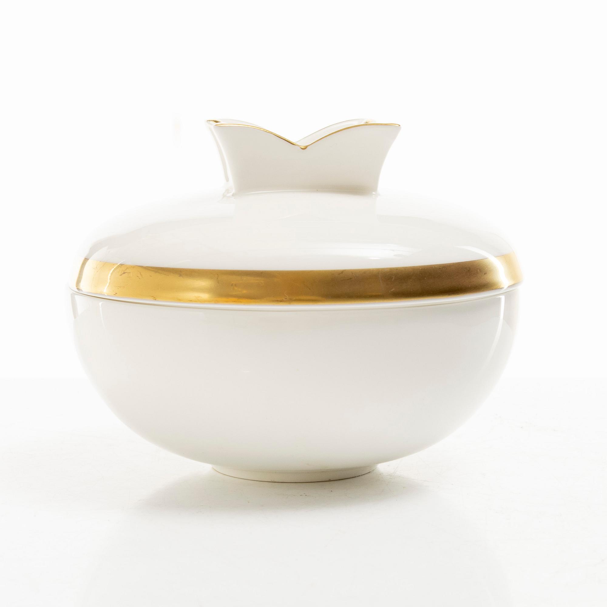 Karin Björquist, 37 service pcs, 'Nobel', Rörstrand.