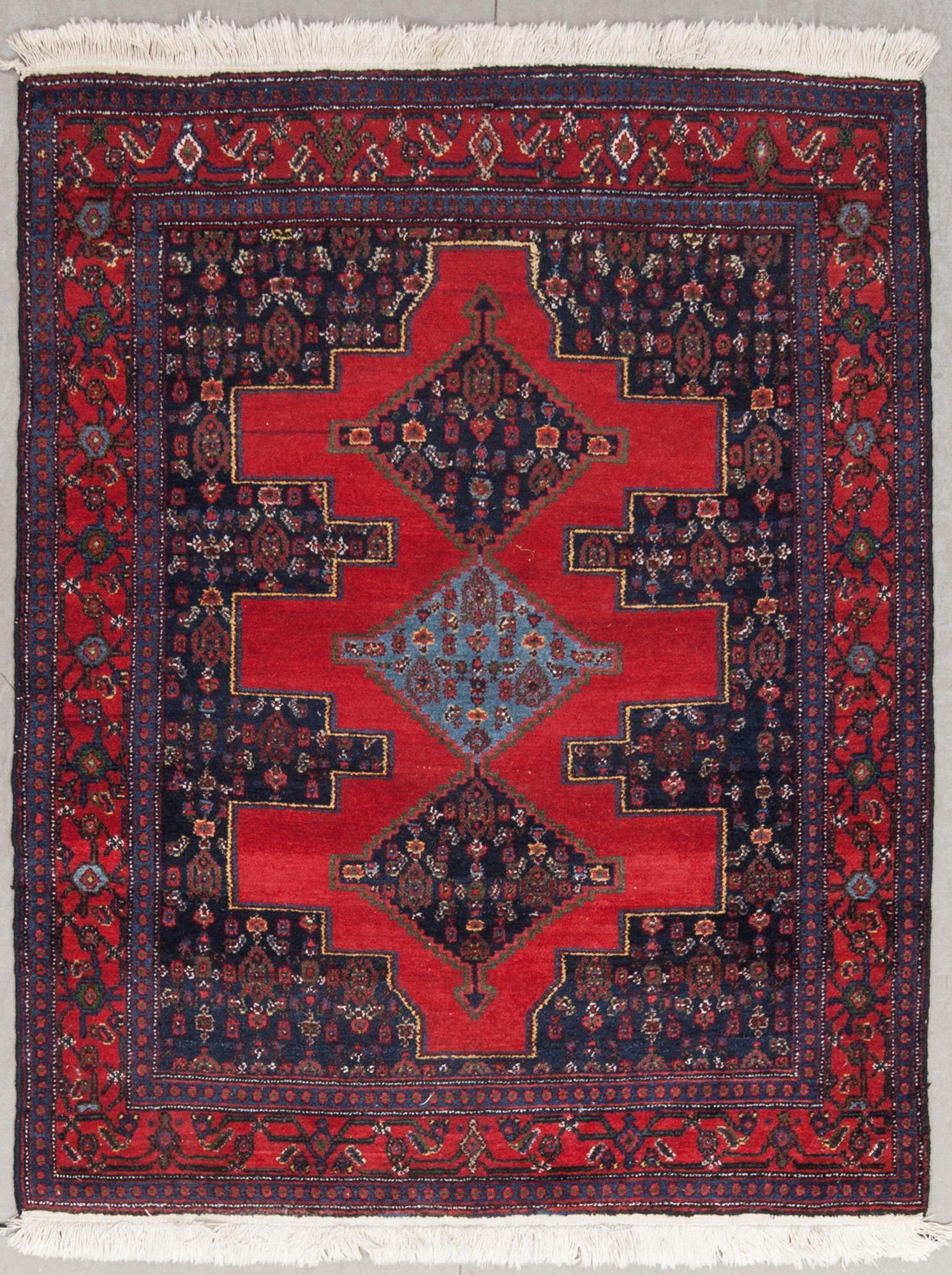 MATTA, old, Senneh, ca 148 x 119 cm.