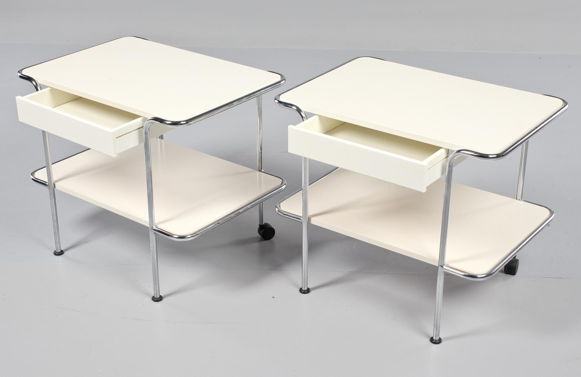 SIDOBORD, ett par, 1900-talets fjärde kvartal.