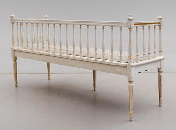 SOFFA, sengustaviansk, omkring år 1800.