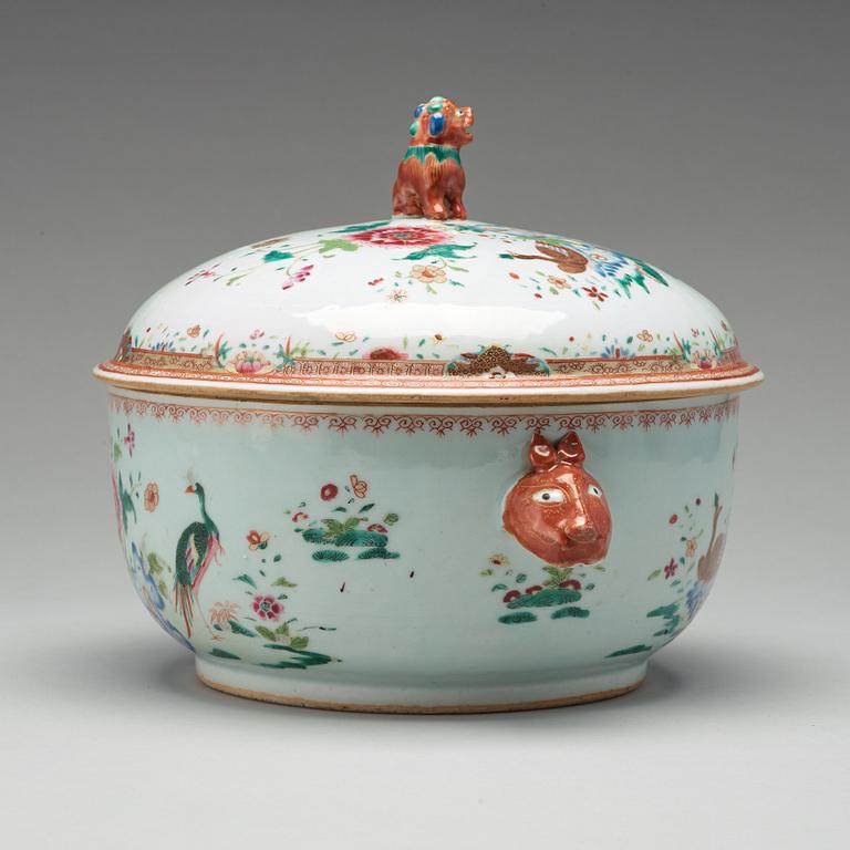 A famille rose tureen with cover, Qing dynasty, Qianlong (1736-95).