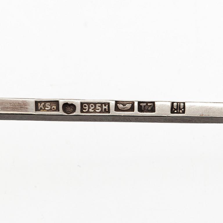 Mirjam Salminen, halssmycke, silver, Kaunis Koru, Helsingfors 1972.