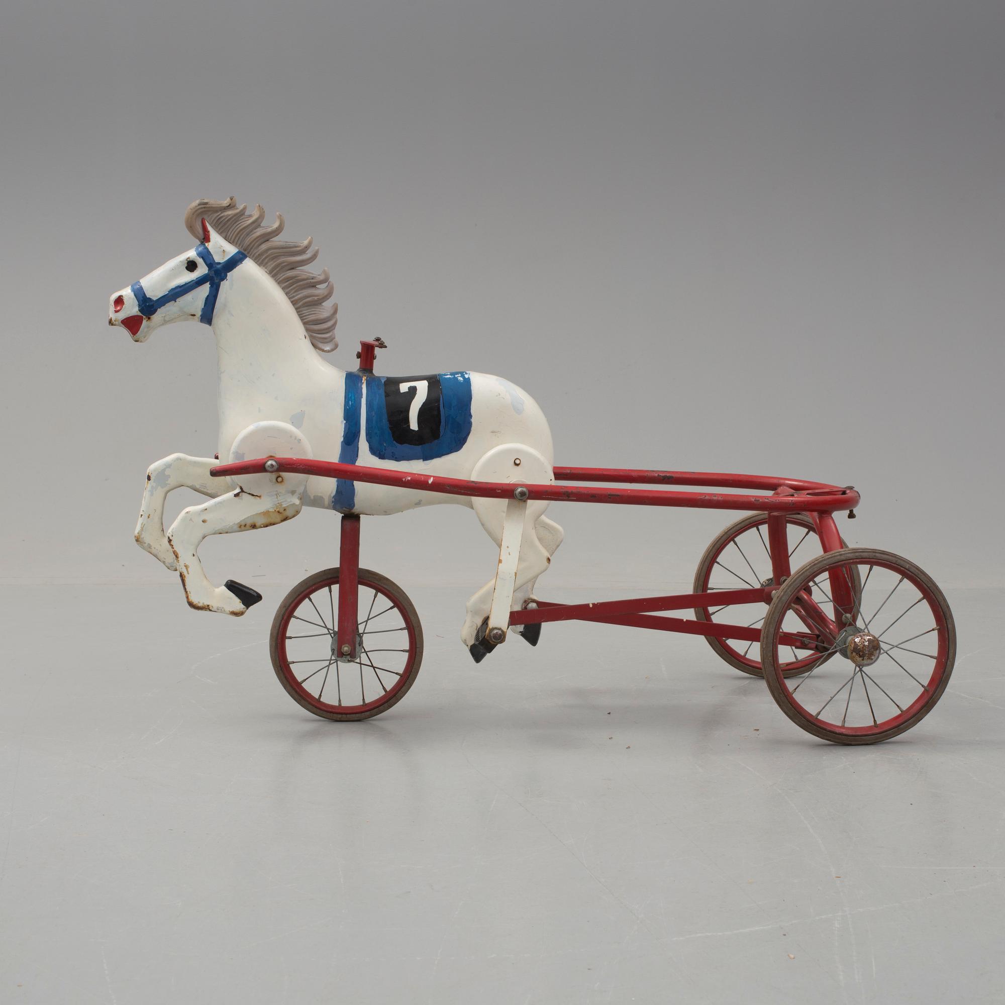 LEKSAKSHÄST PÅ HJUL, 1900-talets första hälft.