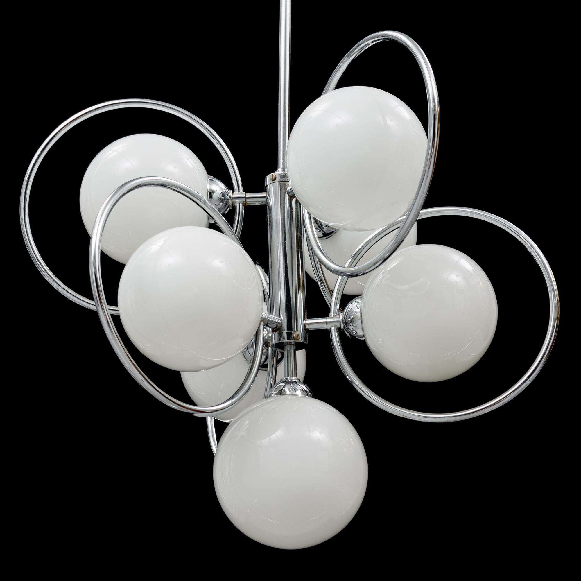 A 1960's ceiling light.