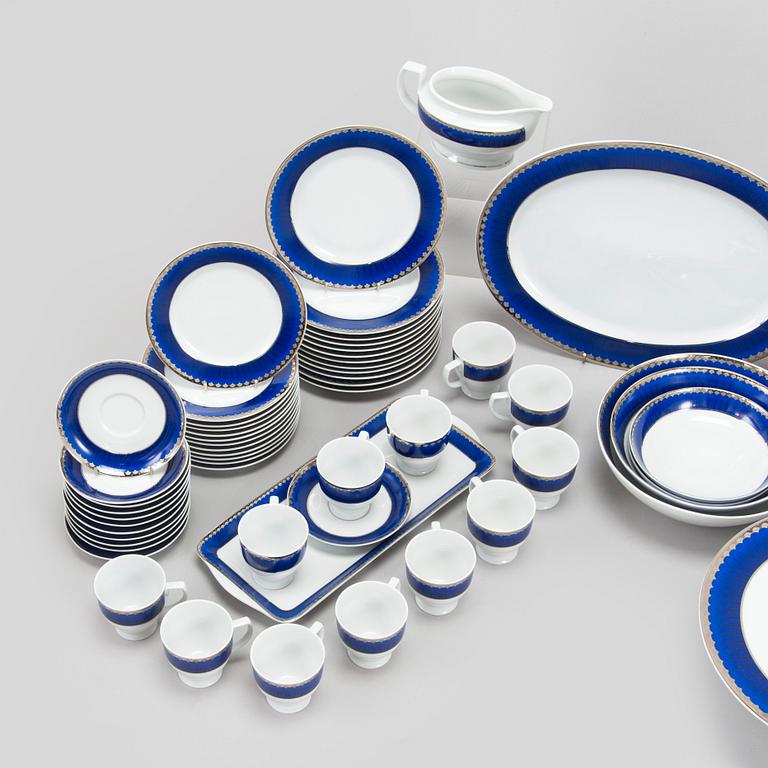 Sigvard Bernadotte, servis, 69 dlr, porslin, "Marianne Royal Blue", Christineholm/Fyrklövern, Millenniumserien 2000.