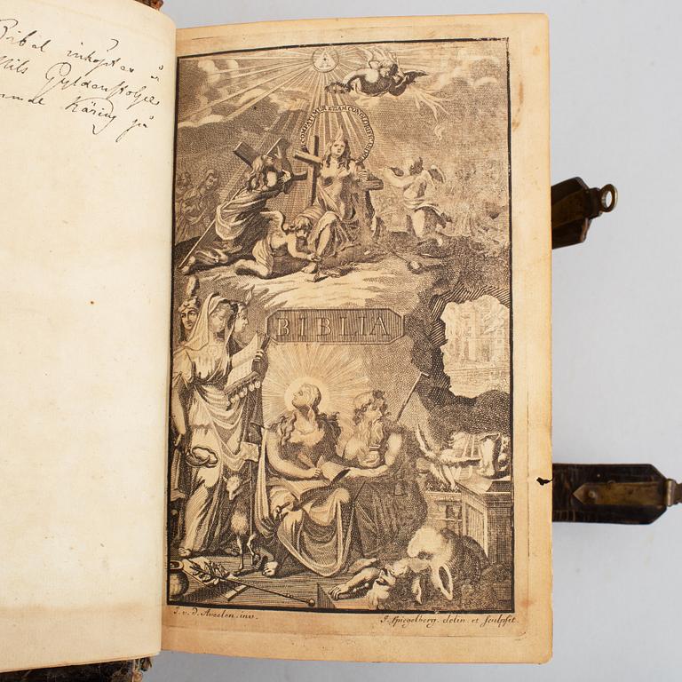 Baroque bookbinding. Provenance: De Geer / Finspong , Nils Gyldenstolpe, Thore Virgin.